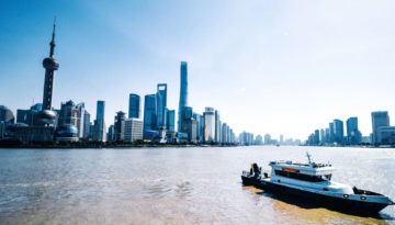 trade-show-shipping How to Avoid Tradeshow Shipping and Storage Headaches