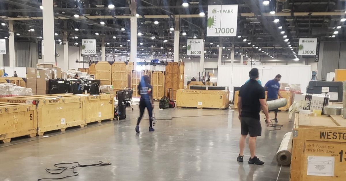 How to Survive Tradeshow Planning: A Practical Guide for Exhibitors